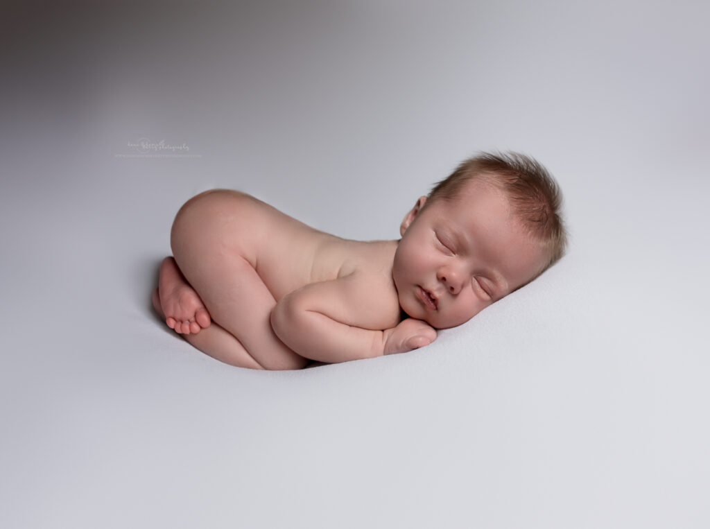 newborn white photos