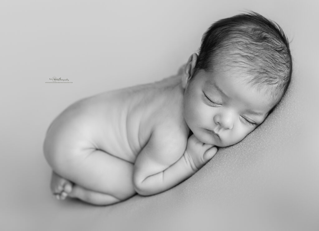 sweet newborn photos