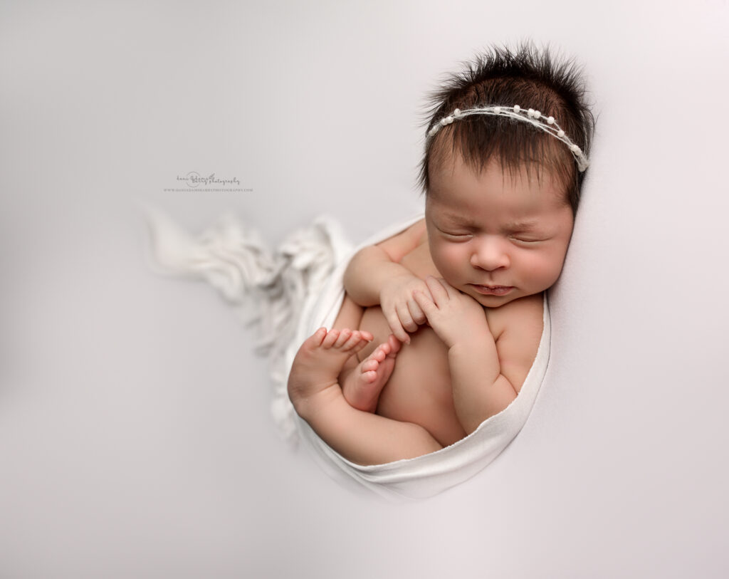 newborn woodland photography