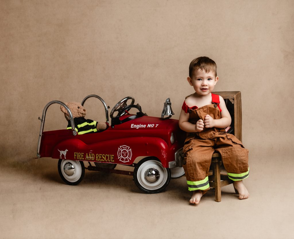 Firefighter Milestone baby photos5