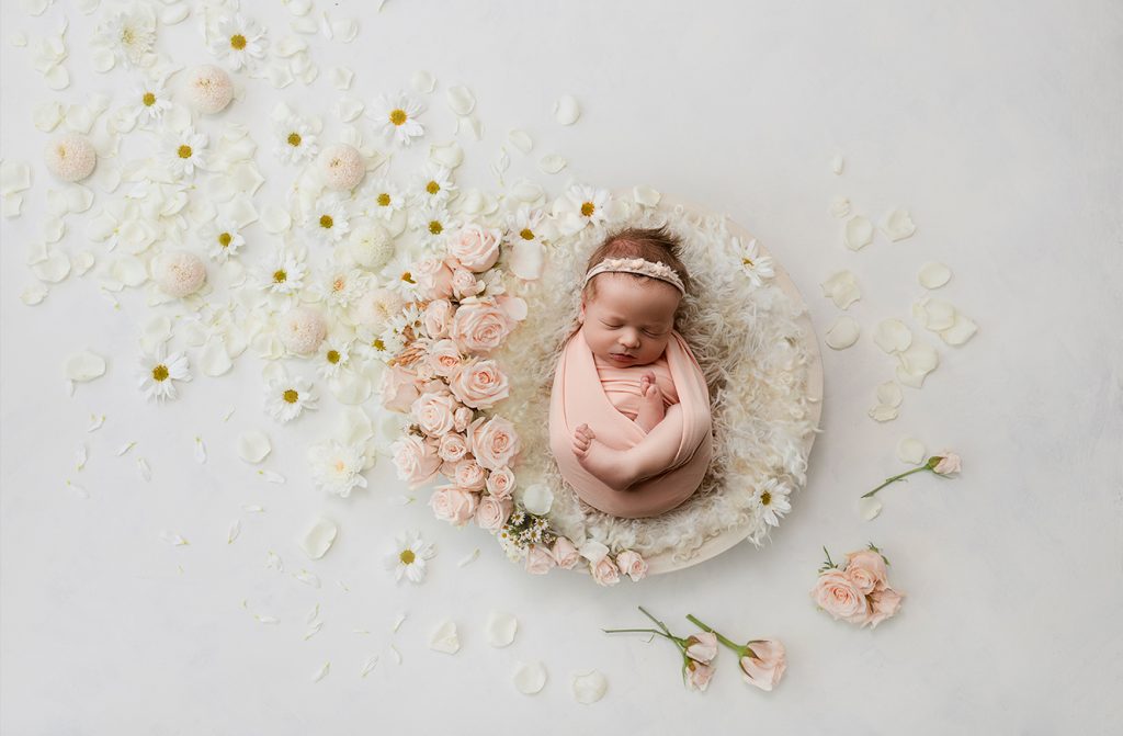 earthy floral newborn photos8